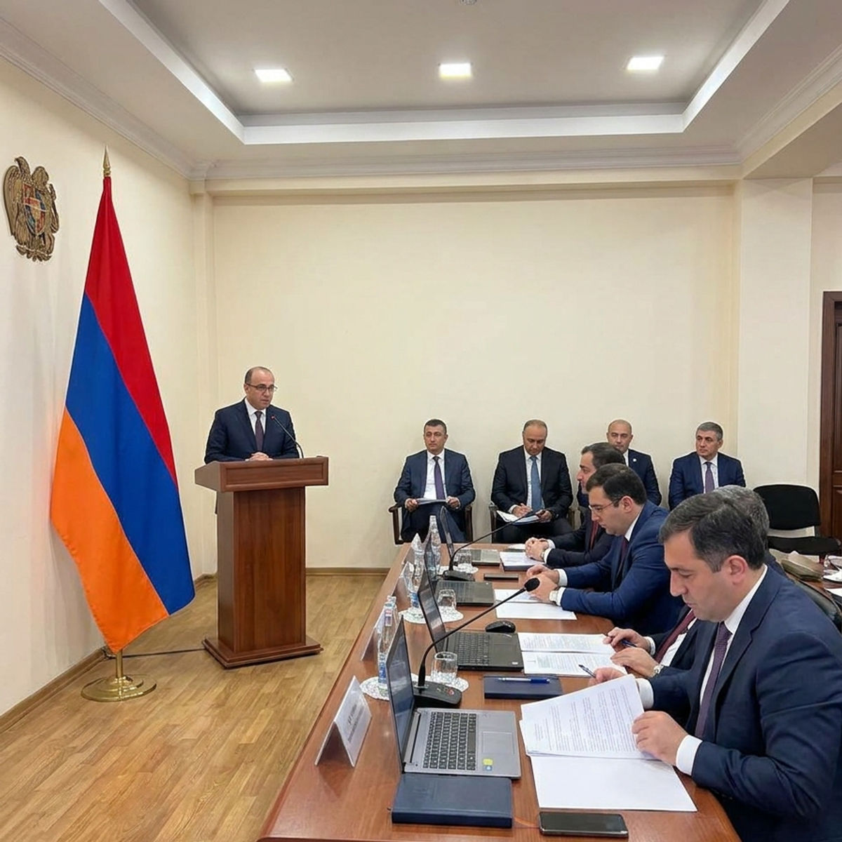 Դրոշներ միջոցառումների համար. ամբողջական չեք-լիստ կազմակերպիչների համար